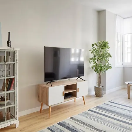 Apartment Concha Brand New & Style *