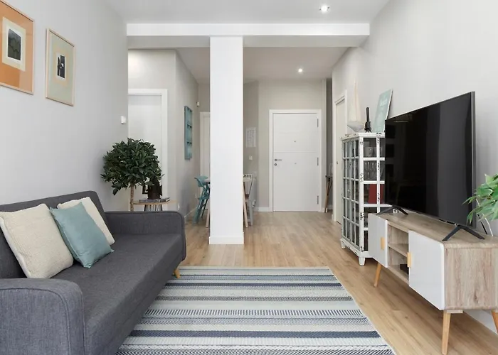 Concha Brand New & Style * San Sebastián